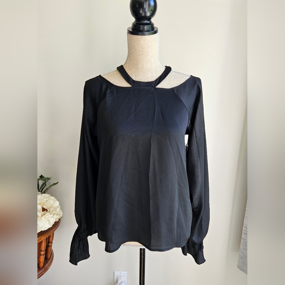 NWT 1STATE TOP